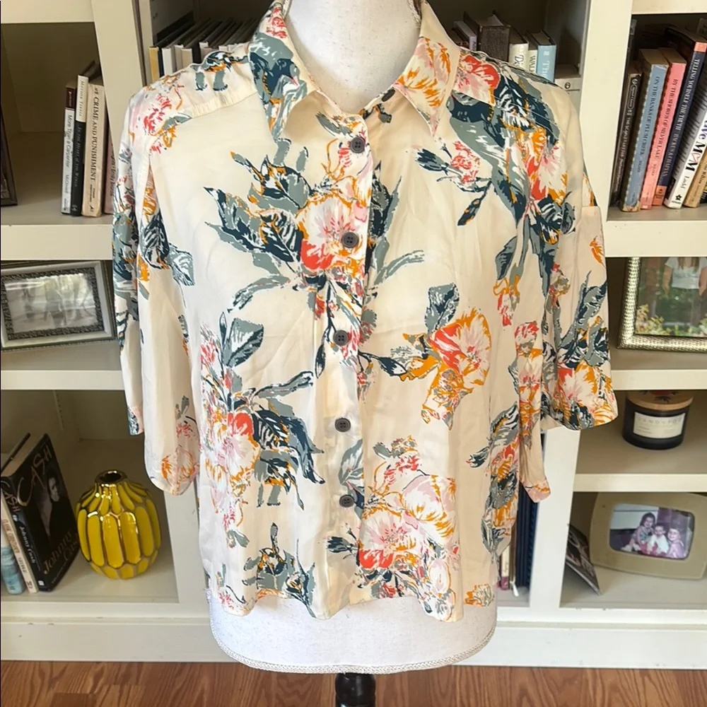 Free People Oversize Cropped Button Down Lily of the Valley Top Small Hawaiian - Picture 1 of 10